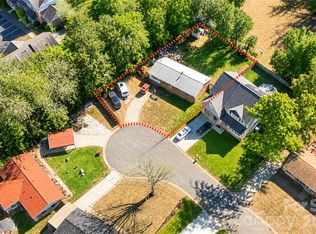1122 Zion Ct, Charlotte, NC 28209