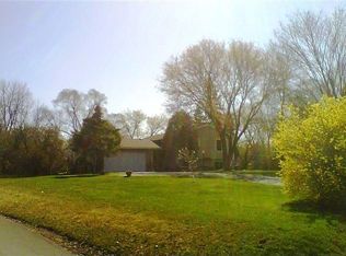 3237 Shores Blvd, Wayzata, MN 55391