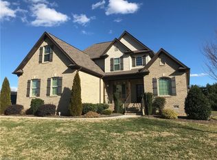 12 Wexford Cir, Thomasville, NC 27360