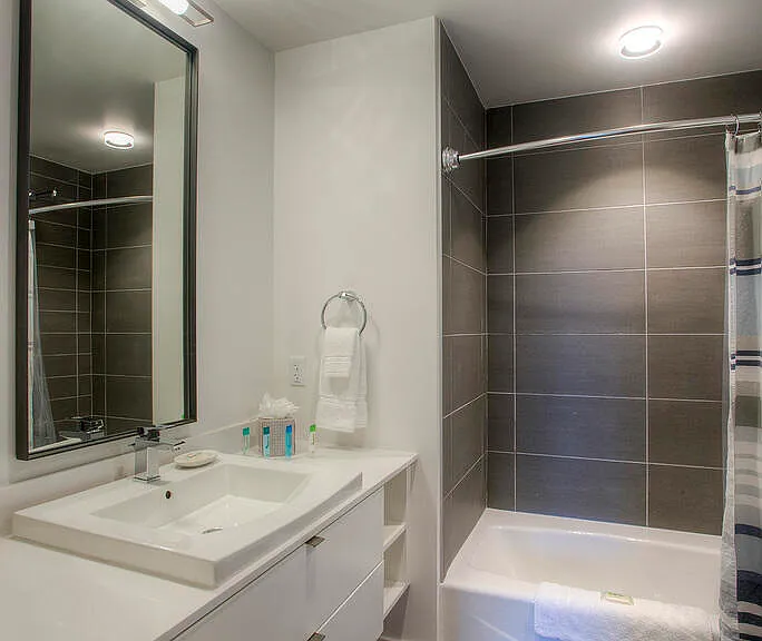 100 W Portland St #506 — Photo 11