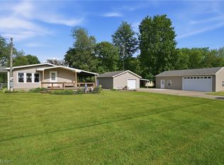 5000 Pymatuning Lake Rd, Andover, OH 44003