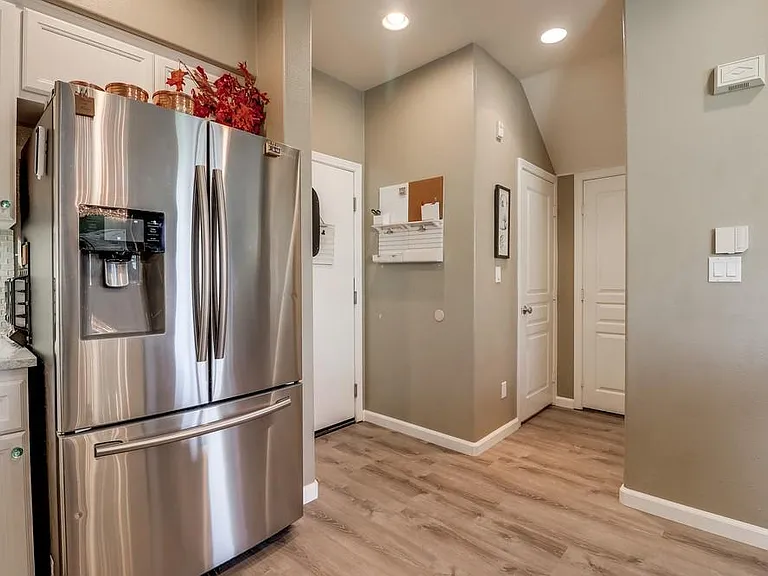 4300 Newton Ave #61 — Photo 25