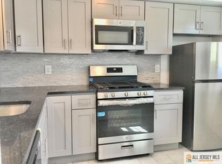 682 Darlington Dr, Old Bridge, NJ 08857