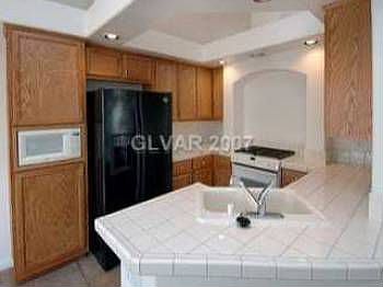 5th image of 5594 Believe Ct