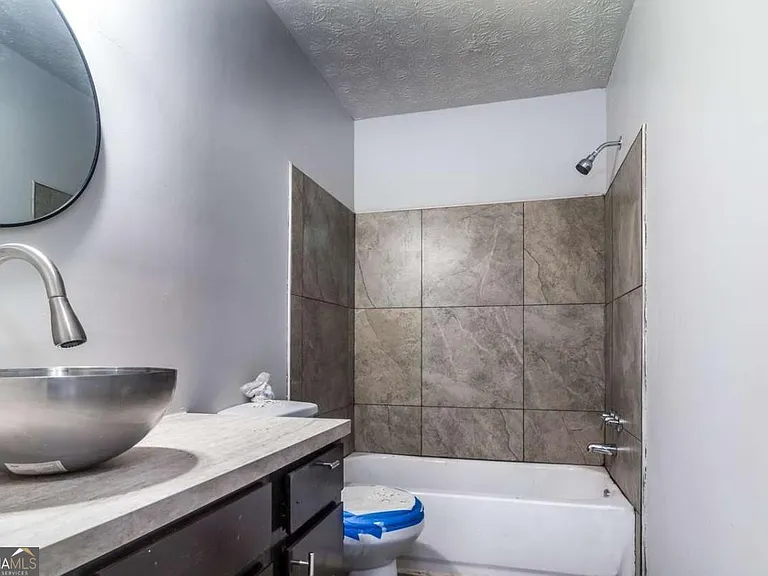 5437 Glen Haven Dr — Photo 8