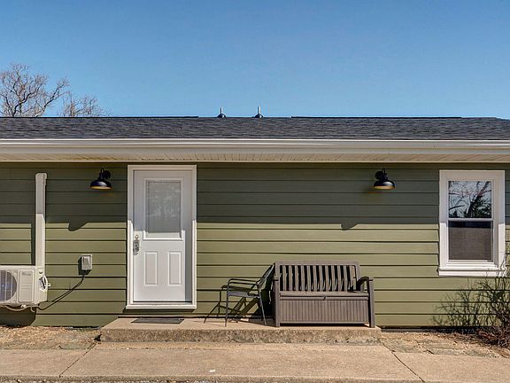 2nd image of 1715 Hideaway Road #E - 3