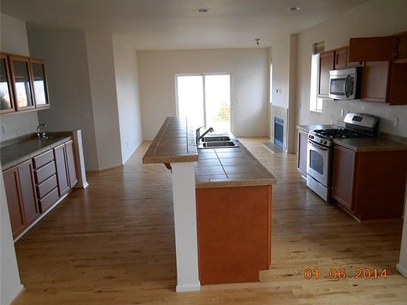 4th image of 2715 67th Ct SE