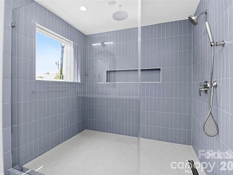 2714 Baltimore Ave — Photo 24