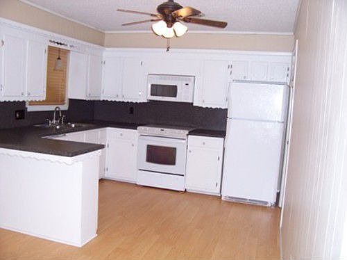 4th image of 314 NW Parkwood Pl