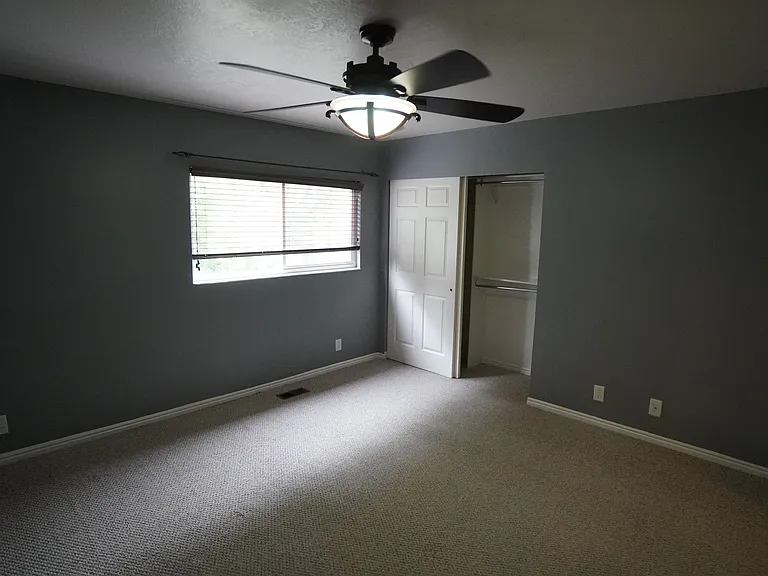 1219 Ash Dr — Photo 12