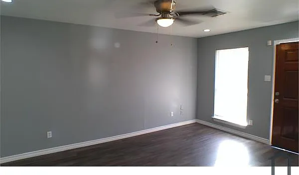 3 bed, 1140 sqft, $1,700 — Photo 4