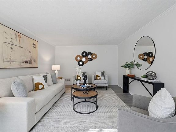 3rd image of 4645 Riveredge Cv