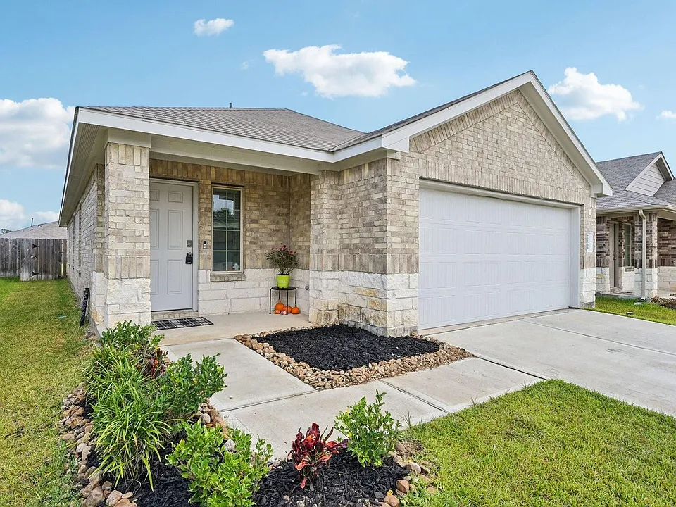 22530 Aspen Tarn Trl