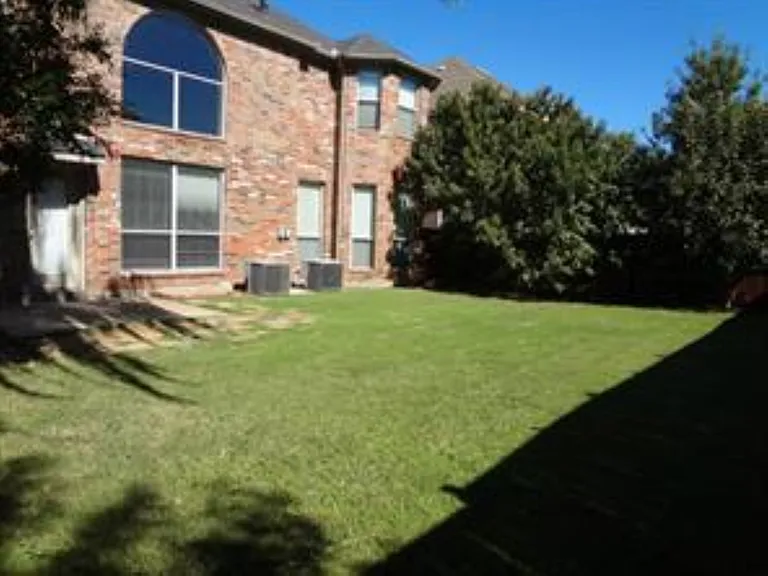 2013 Trinity Ln — Photo 18