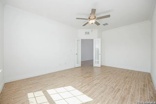 4 bed, 3.5 bath, 3683 sqft, $3,395 — Photo 4