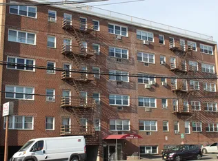8829 Kennedy Boulevard image 1 of 16
