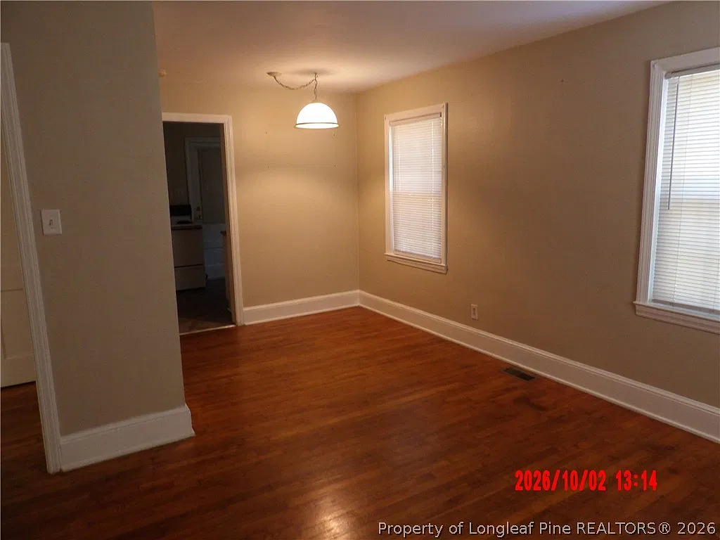 2 bed, 1.0 bath, 900 sqft, $895 — Photo 3