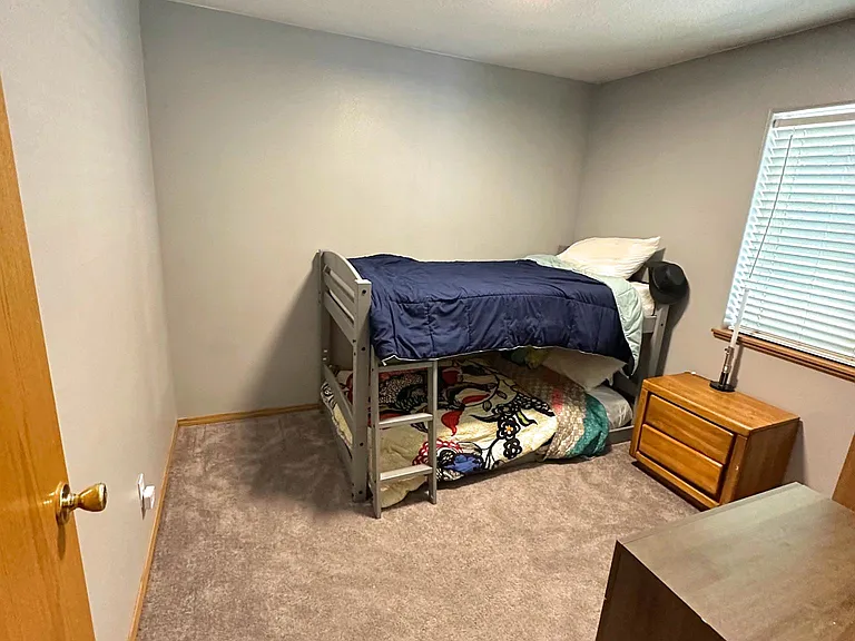 1034 NW Ivy Dr #A — Photo 8