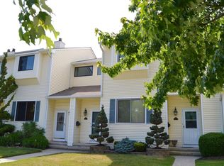 414 Middlewood Rd, Middletown, NJ 07748