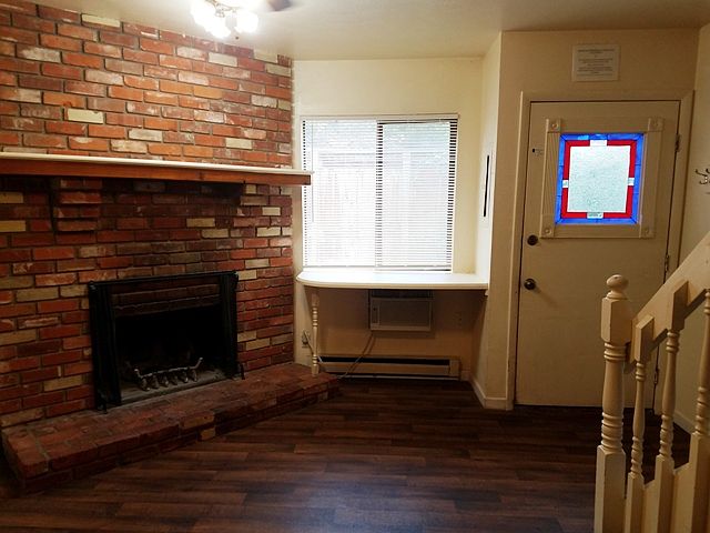 2537 Spruce Street, Apt. #3 - living room
