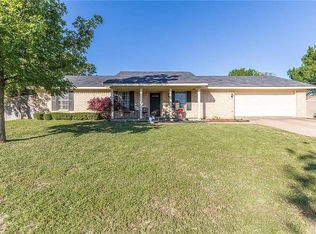 7101 Oxford Dr, Woodway, TX 76712