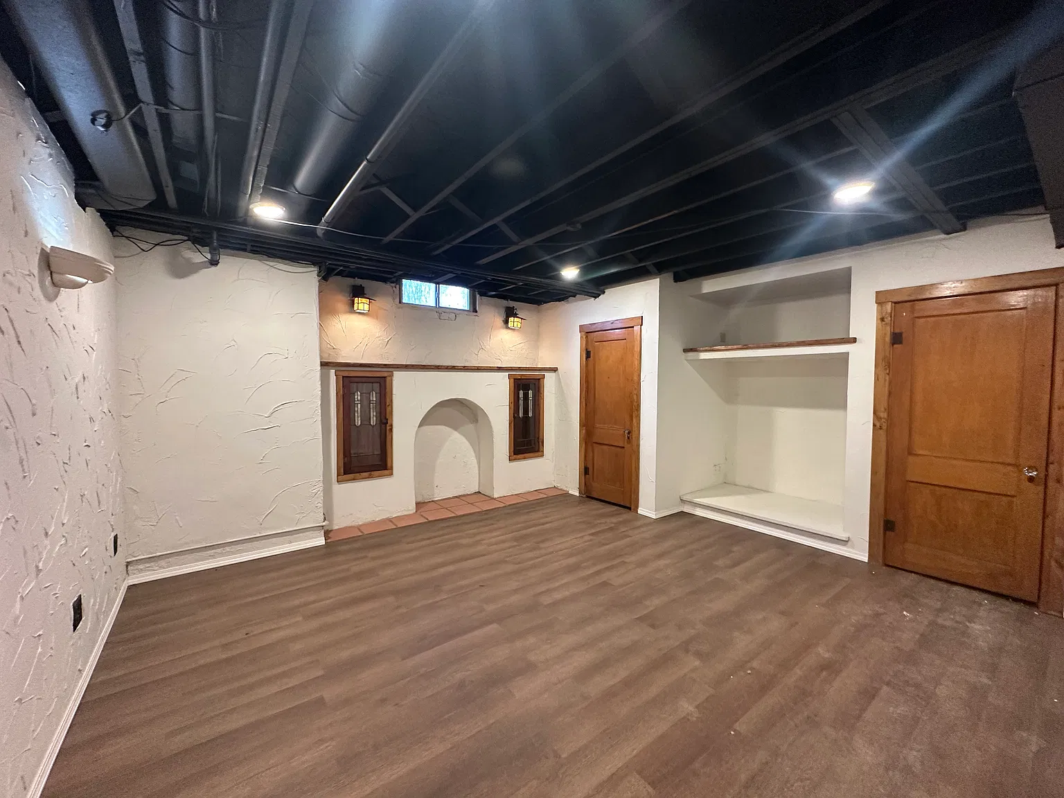 611 W High St — Photo 4