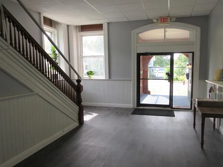 7 1/2 Marvin St #11 — Photo 8
