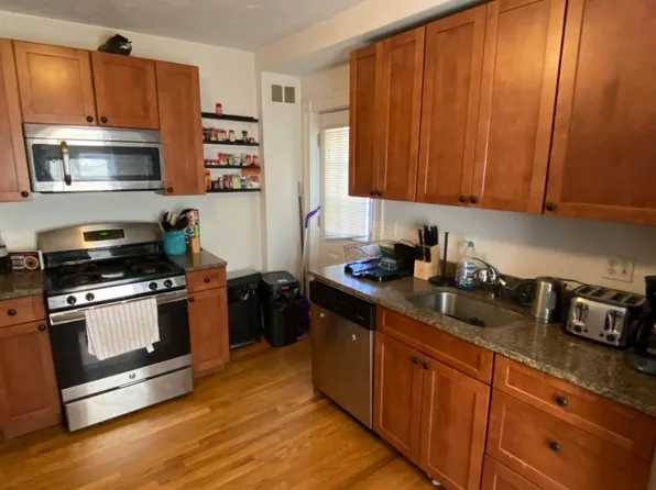 62 Murdock St #2, Brighton, MA 02135