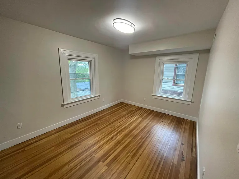1506 W Grand Ave — Photo 19