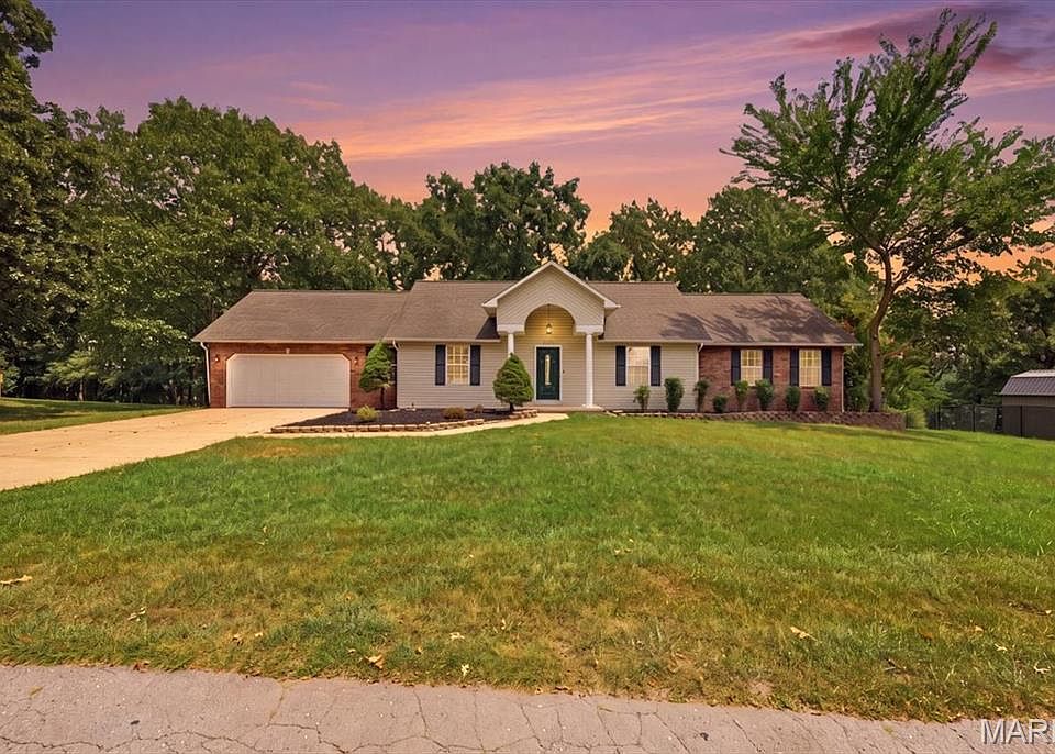 1st image of 20250 Harlequin Ln
