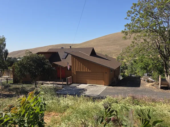 380 Thompson St, Heppner, OR 97836