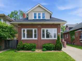 7247 S Luella Ave, Chicago, IL 60649
