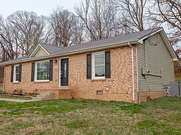 3rd image of 1504 Sunshine Dr