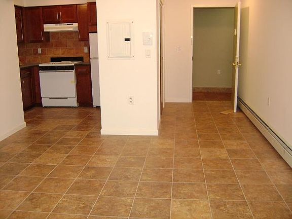4th image of 3616 Astoria Blvd APT 6D