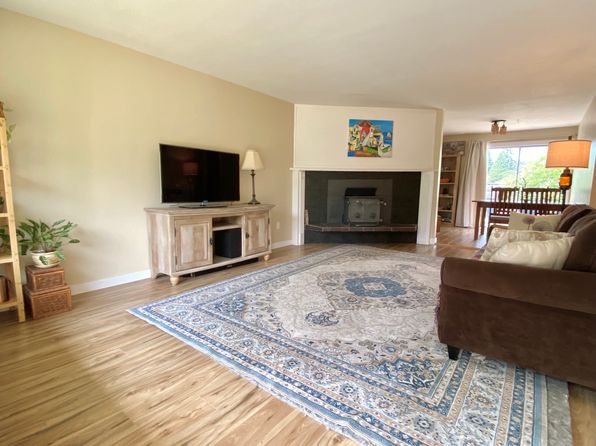 220 65th Ct SW UNIT A