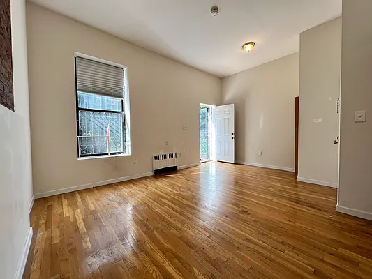 Rented by Bohemia Realty Group | media 15