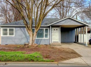 932 W Stewart Ave, Medford, OR