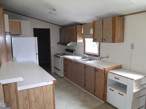 2nd image of 209 Spencer Lane Pv