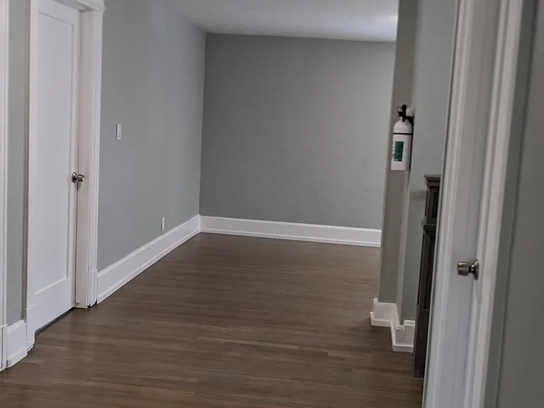 547 E Julian St — Photo 20