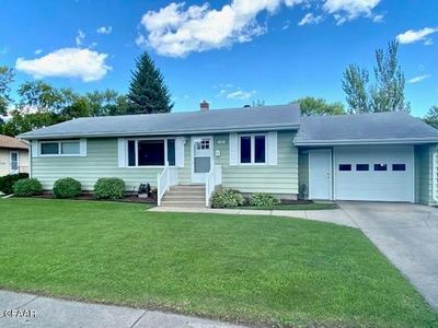 1616 8th Ave NW, East Grand Forks, MN, 56721