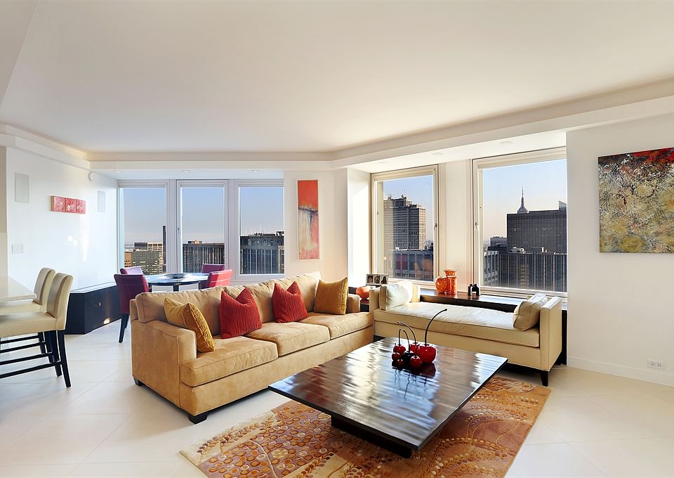 1st image of 150-156 W 56th St APT 6206
