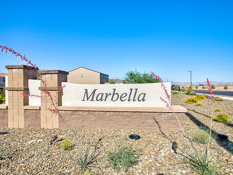 12340 W Kaler Dr — Photo 35