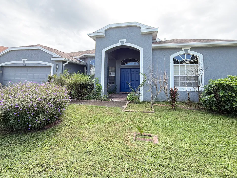 1821 Tangledvine Dr