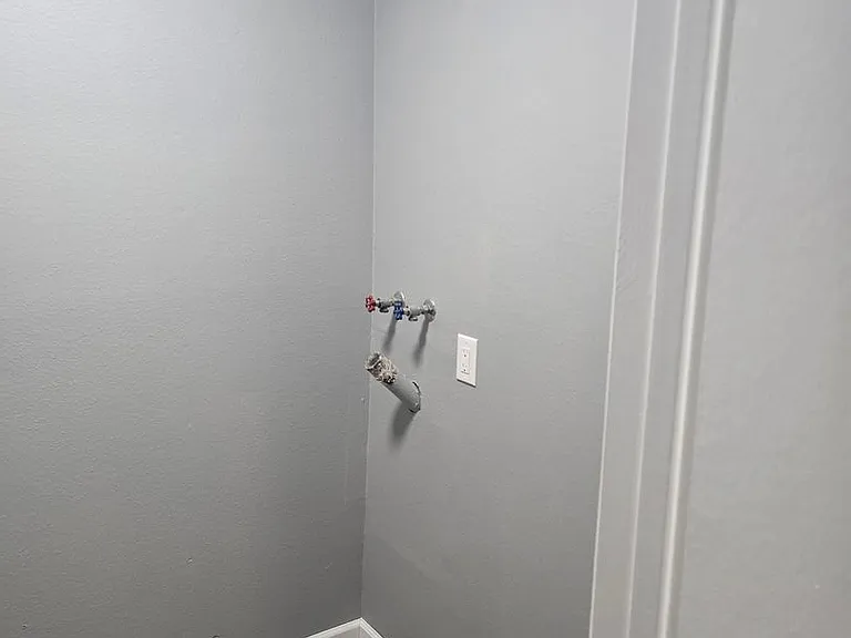 8000 University Ave #202 — Photo 9