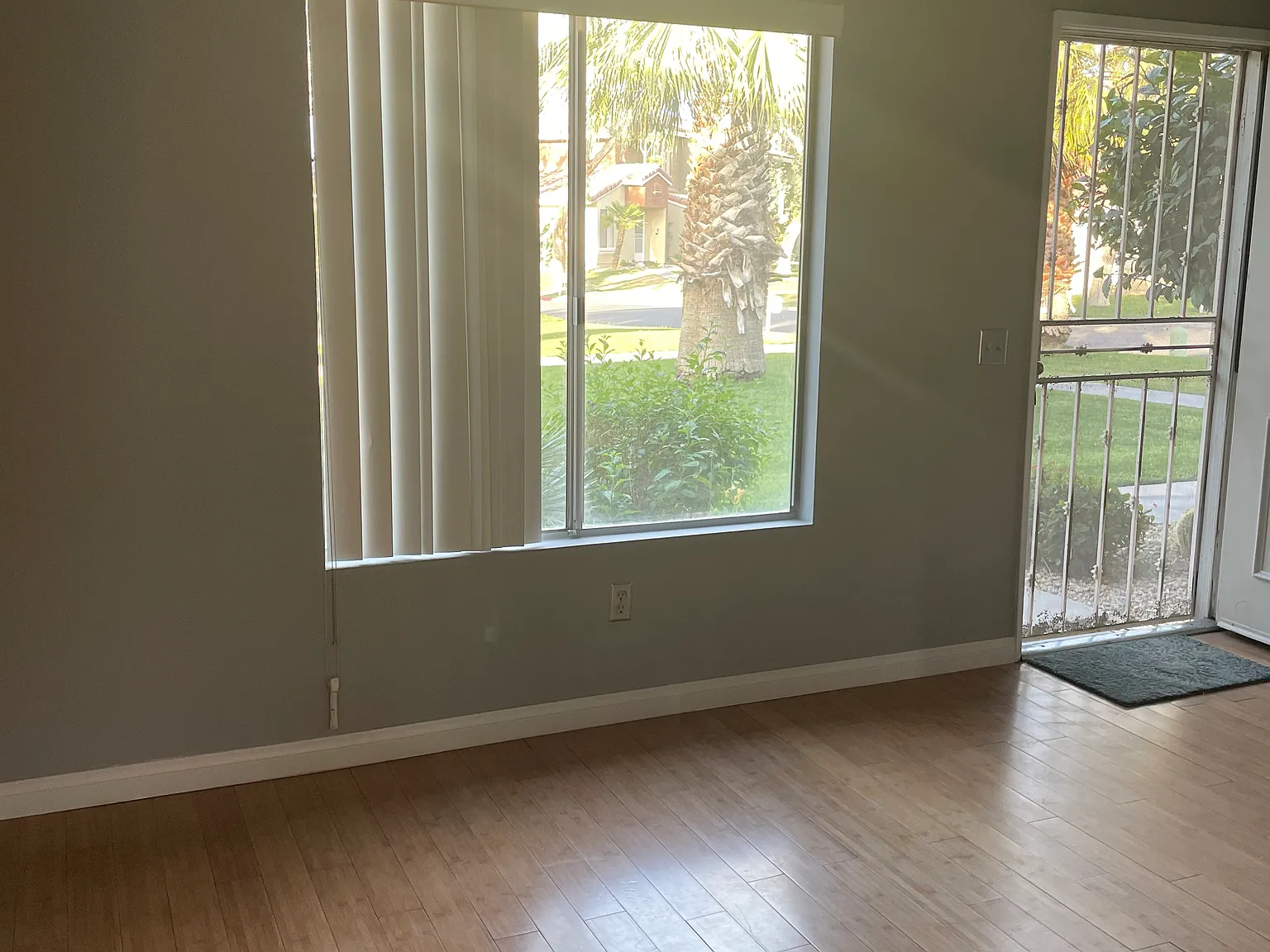 3 bed, 1288 sqft, $3,000 — Photo 4