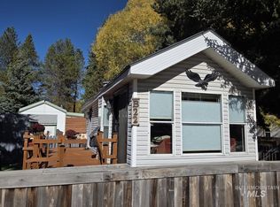 22 B St, Cascade, ID 83611