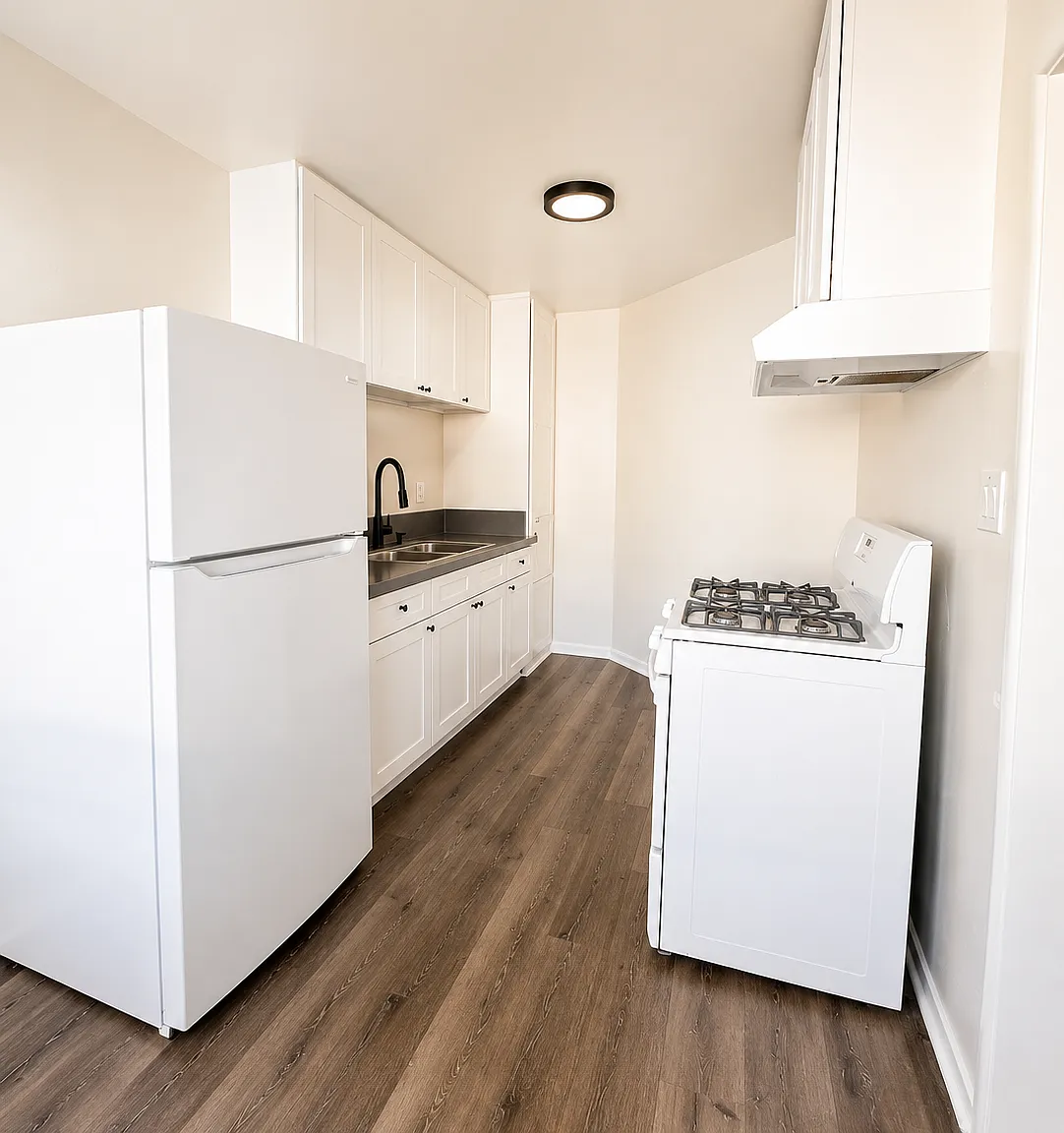 1 bed, 625 sqft, $2,200 — Photo 2