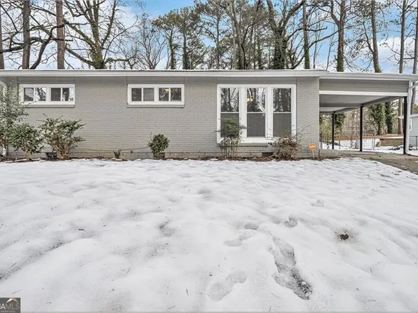 2597 Dale Creek Dr NW, Atlanta, GA 30318
