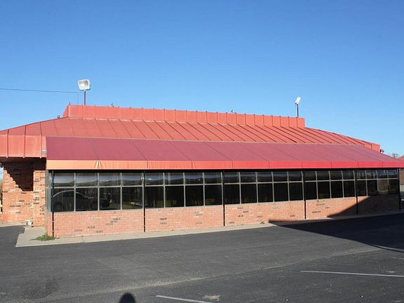3rd image of 2324 E Main St
