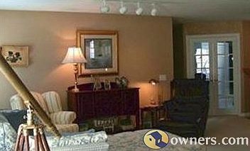 Open & airy great room